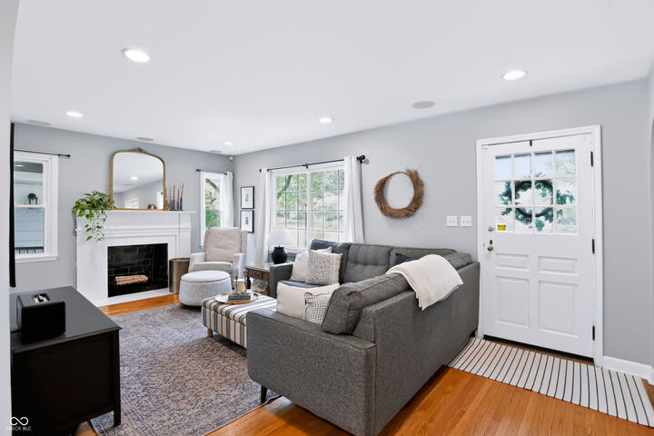 Property Photo: 5821 N Oxford Street IN 46220