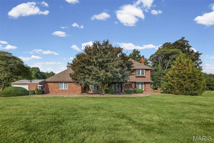 Property Photo: 169 Heck Road IL 62234