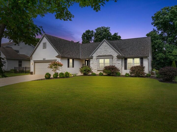 Property Photo: 4020 W Lakeview Dr WI 53132