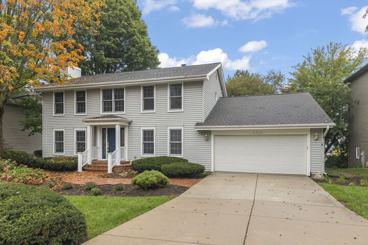 Property Photo: 2256 Ridgewood Road IL 60532