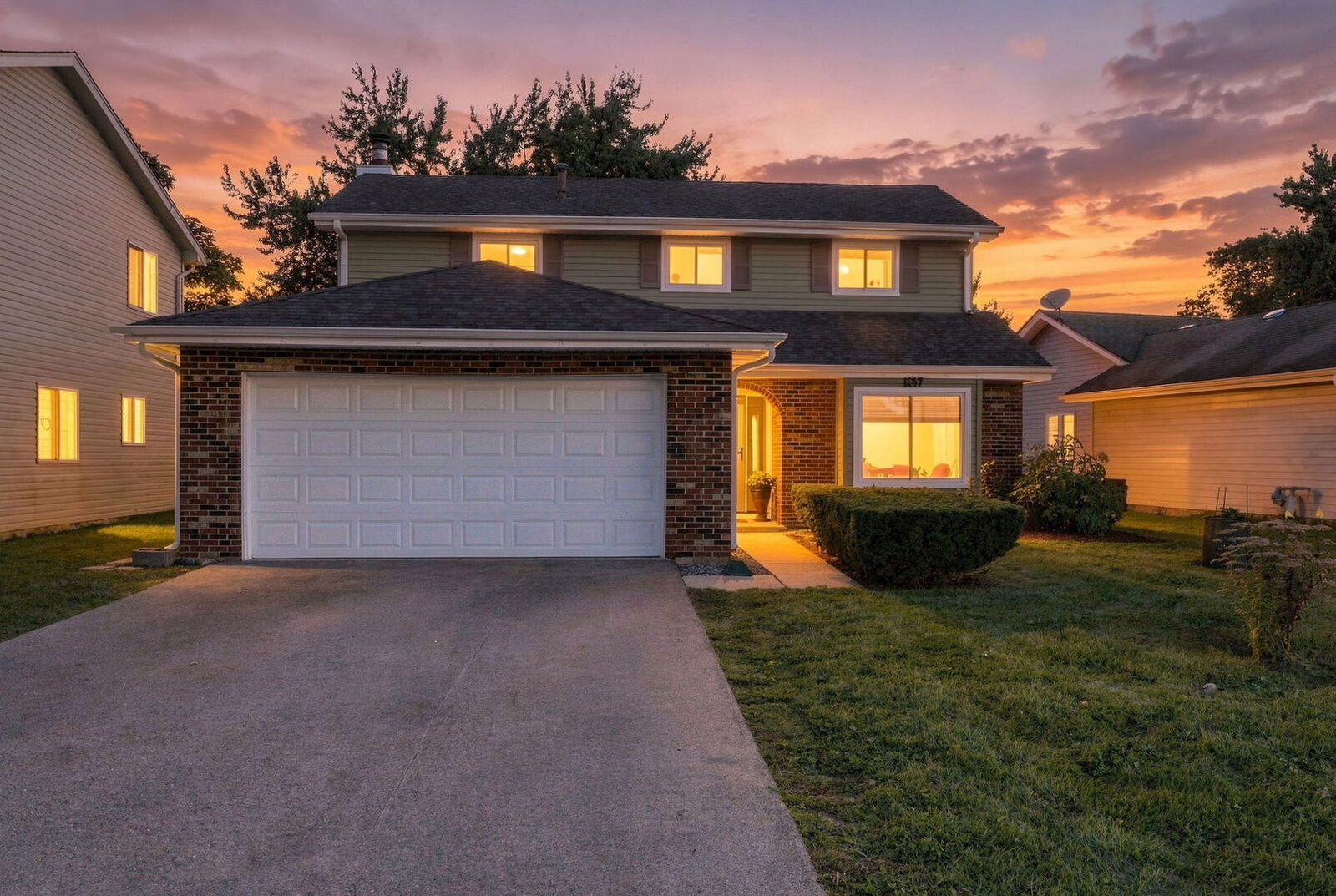 Property Photo: 1137 Andover Court IL 60563