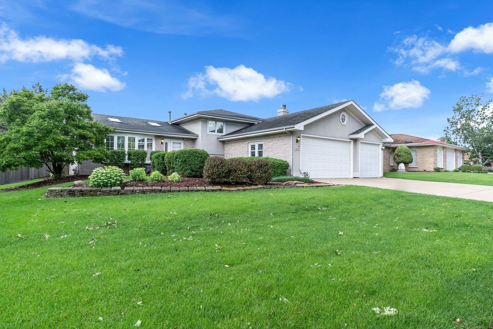 Property Photo: 514 Stephanie Drive IL 60441