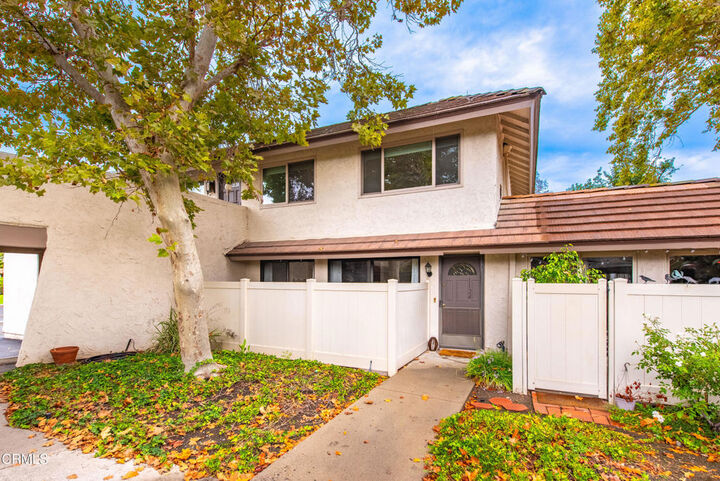 Property Photo:  1124 Landsburn Circle  CA 91361 