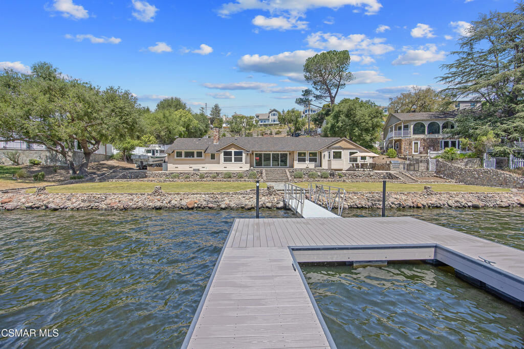Property Photo:  800 Lake Sherwood Drive  CA 91361 