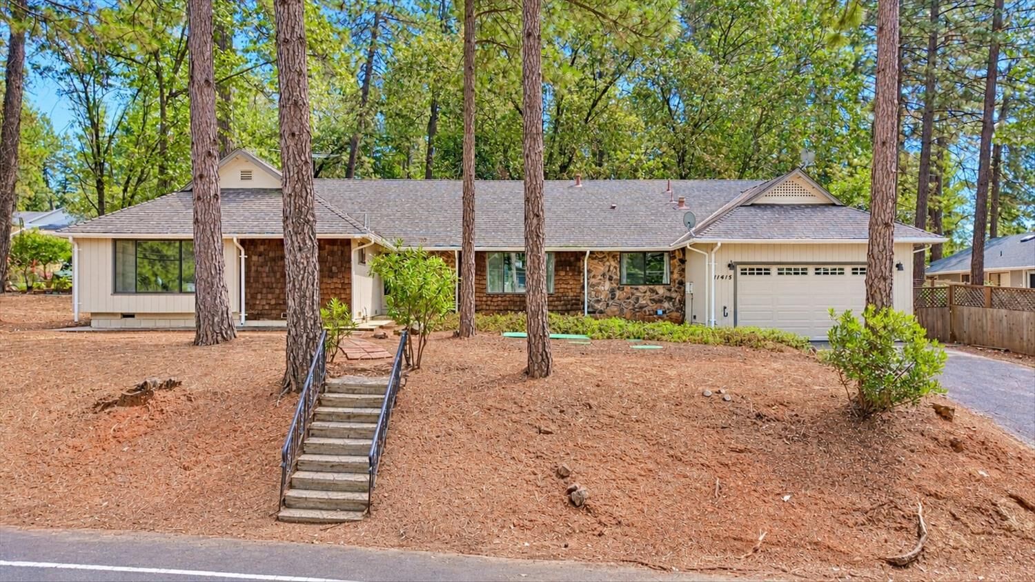 Property Photo:  11415 Francis Drive  CA 95949 