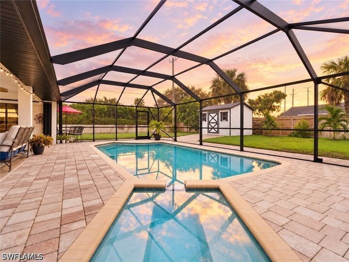 Property Photo: 98 Chardon Place FL 34110