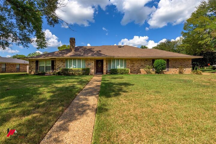 Property Photo: 5407 Coach Road LA 71111