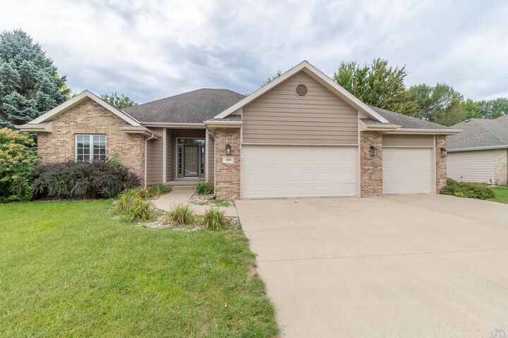 Property Photo:  500 Oxbow Trail  SD 57049 