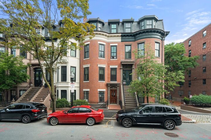 Property Photo:  209 W Canton St 3  MA 02116 
