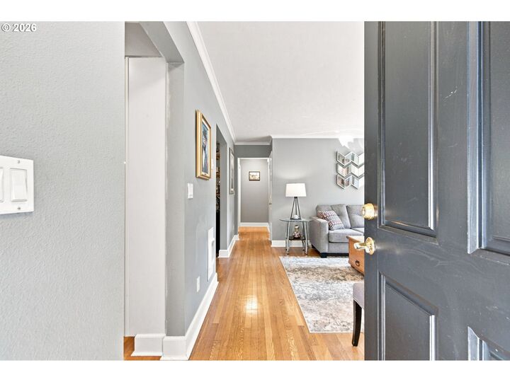 Property Photo:  236 Ridgeway Rd 16A  OR 97034 