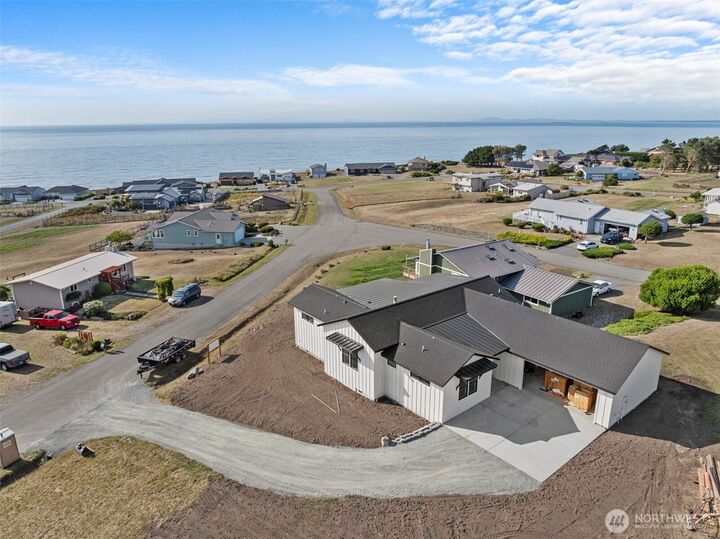Property Photo: 750 La Fiesta Street WA 98239
