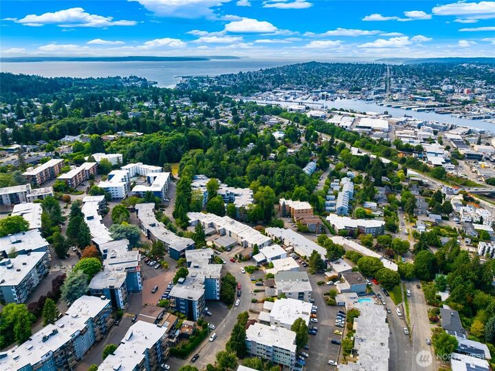 Property Photo:  3650  26th Place W 402A  WA 98199 