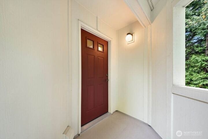 Property Photo:  14633 NE 40th Street K8  WA 98007 