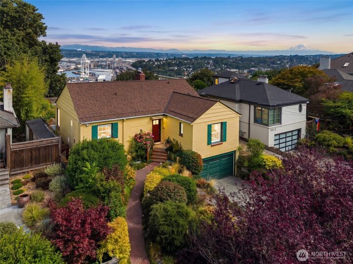 Property Photo:  3006  36th Avenue SW  WA 98126 