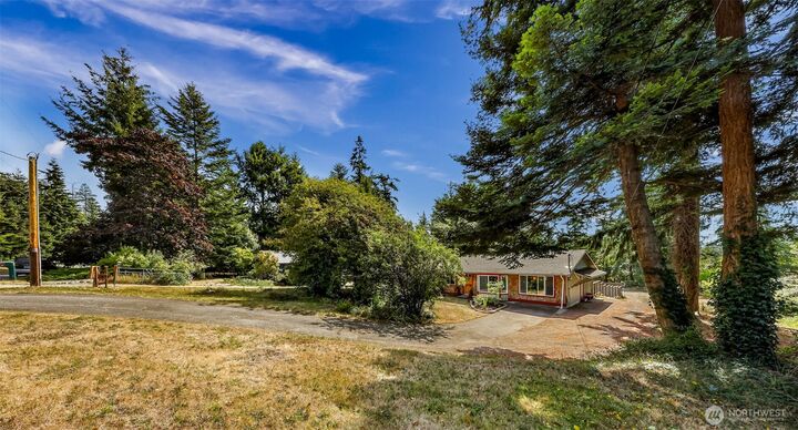 Property Photo:  5234  Bounty Loop  WA 98249 