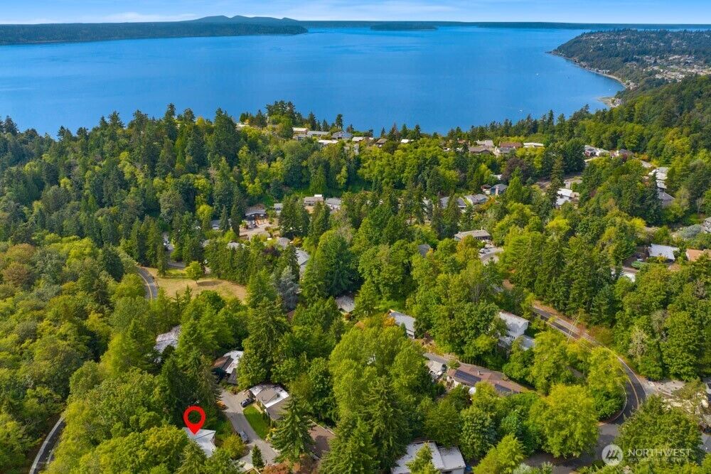 Property Photo: 13938 15th Place SW WA 98166