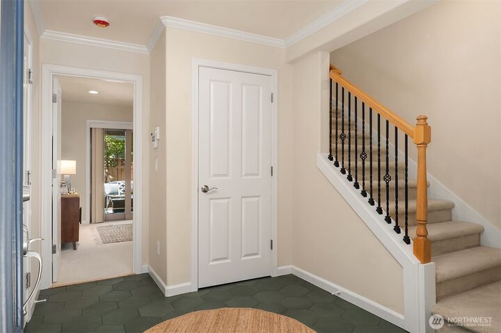 Property Photo:  3829  Ashworth Avenue N B  WA 98103 