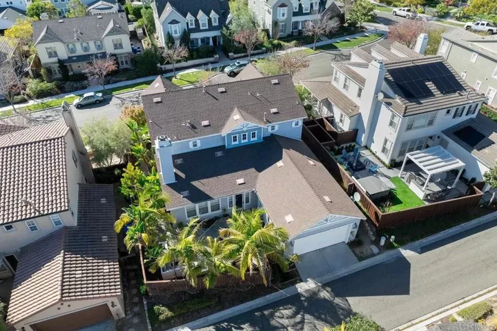 Property Photo:  6318 Huntington Drive  CA 92009 