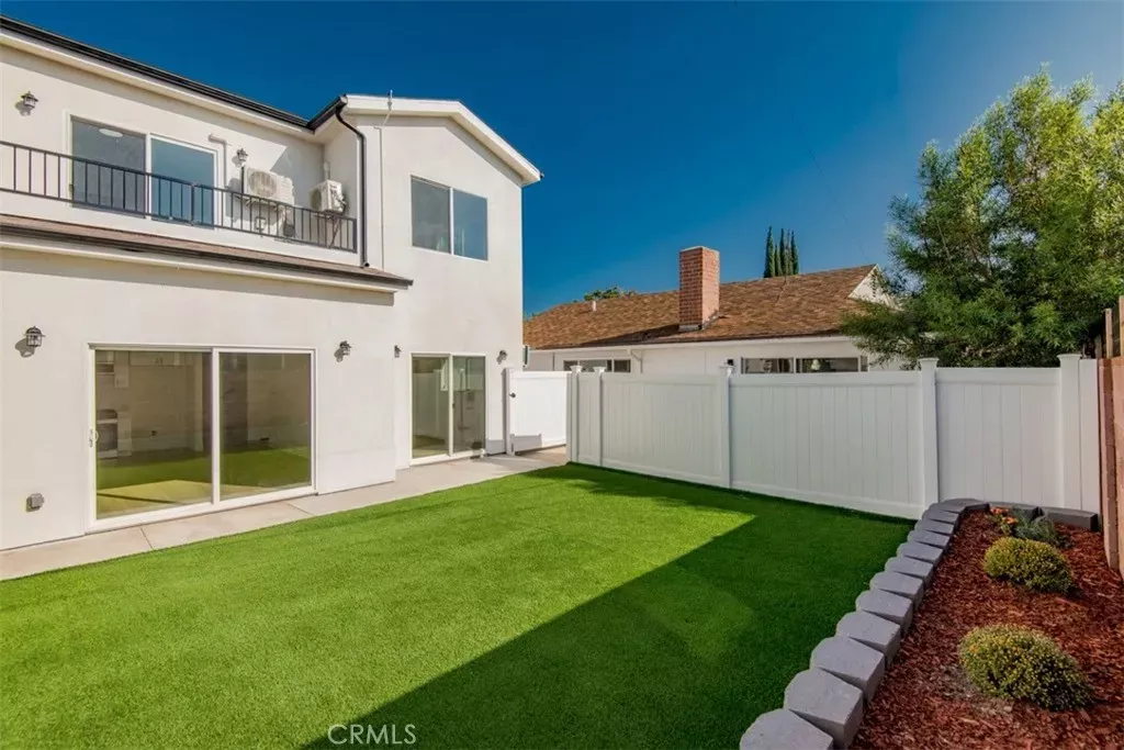 Property Photo:  16433 Gledhill Street  CA 91343 