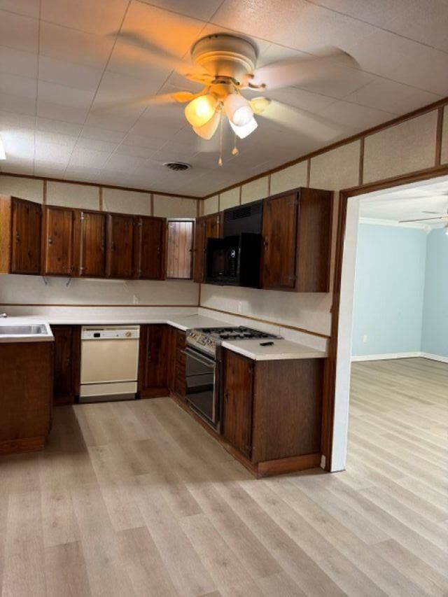 Property Photo:  2524 Central Blvd  TX 77627 