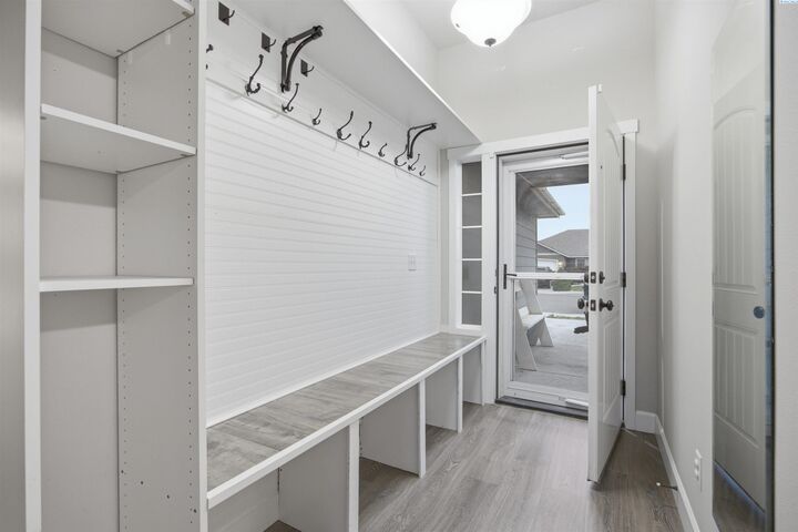 Property Photo:  10398 W 18th Pl  WA 99338 