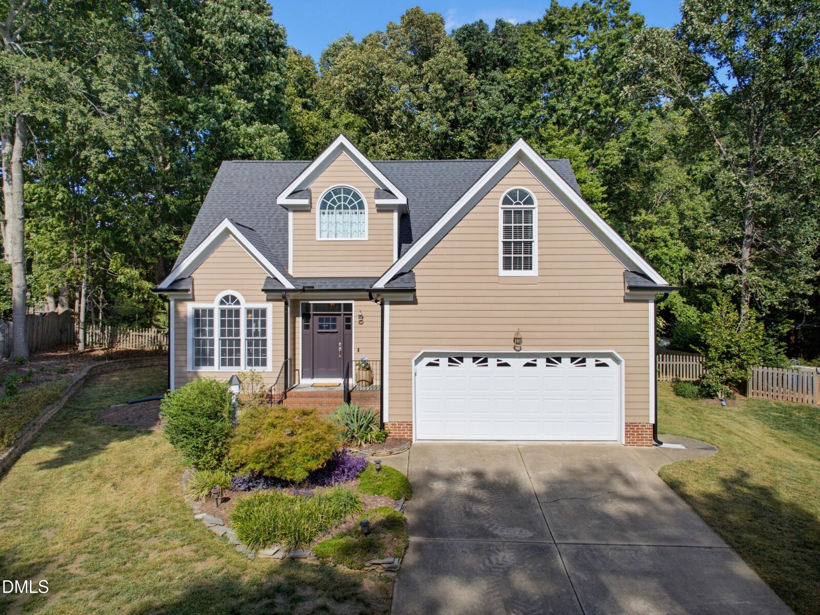 Property Photo:  121 Dutch Hill Road  NC 27540 