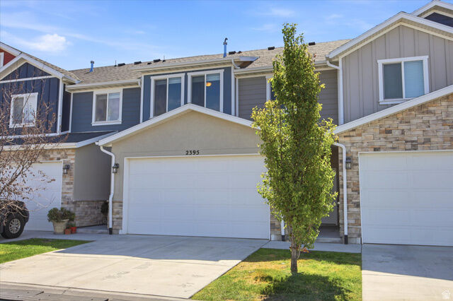 Property Photo: 2395 W 3350 Ln S UT 84401