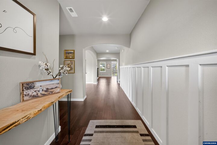 Property Photo:  2862 Lucia Ct NW  OR 97321 