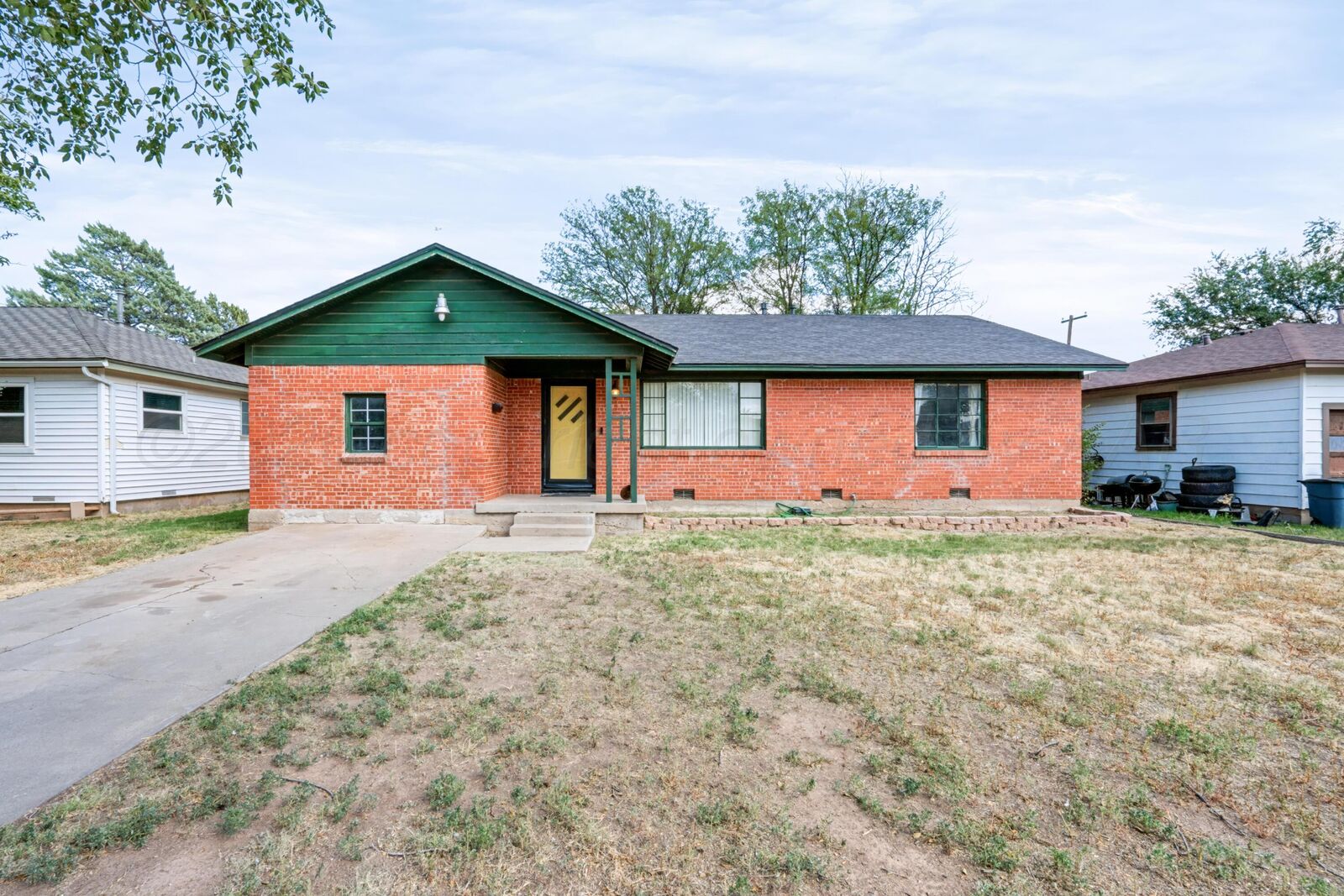 Property Photo: 4119 Crockett Street TX 79110