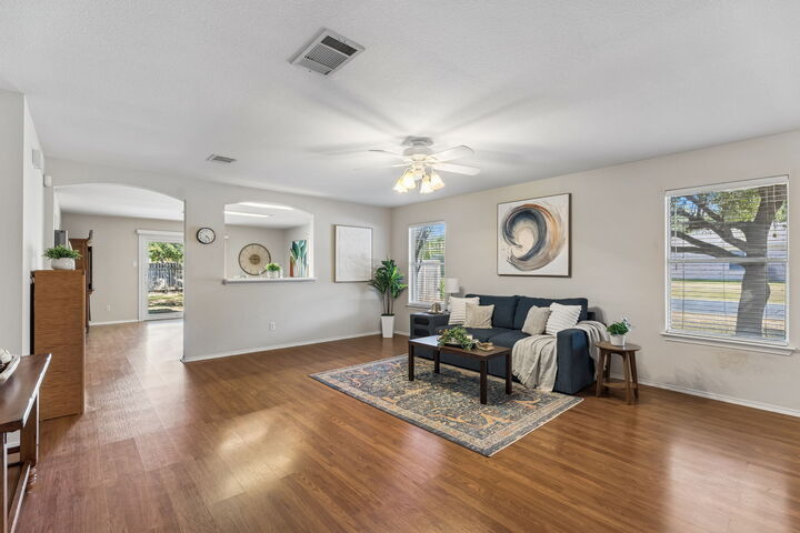 Property Photo:  100 Devons Cove  TX 78610 