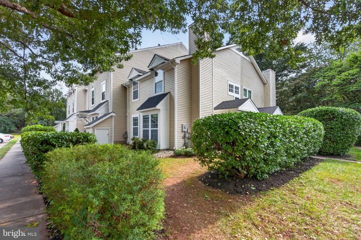 Property Photo: 6078 Netherton Street VA 20120