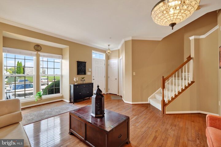 Property Photo: 5304 Wyndholme Circle Circle 73 MD 21229