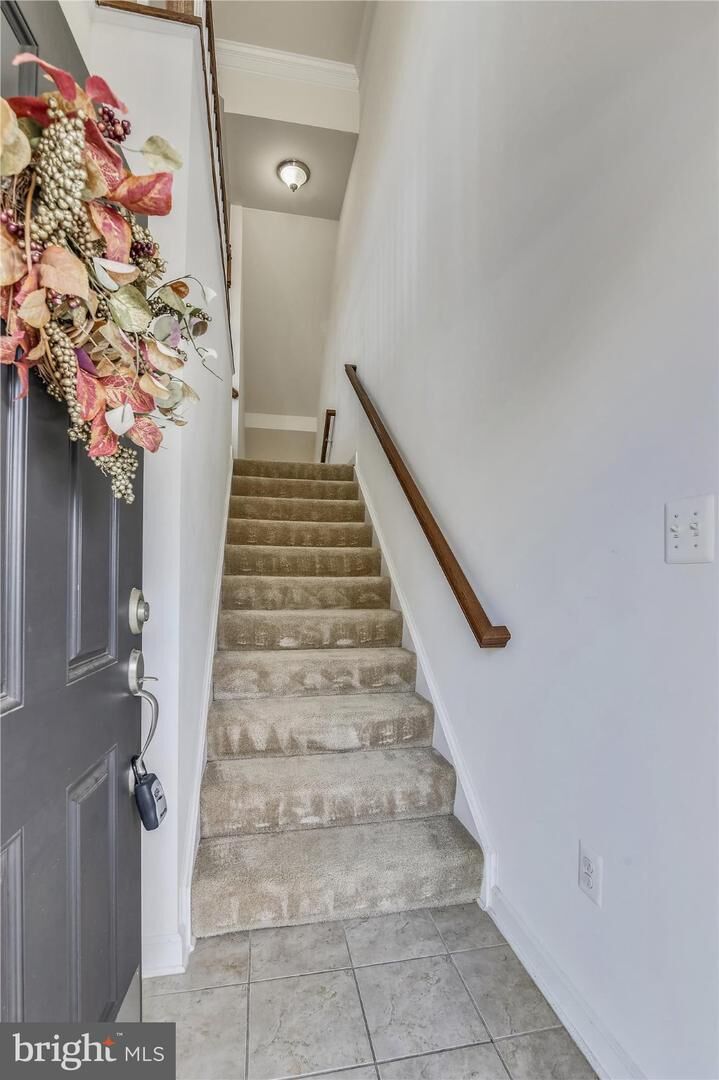 Property Photo:  25202 Prairie Fire Square  VA 20105 