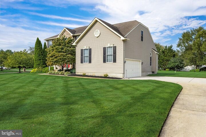 Property Photo: 400 Mallard NJ 08343