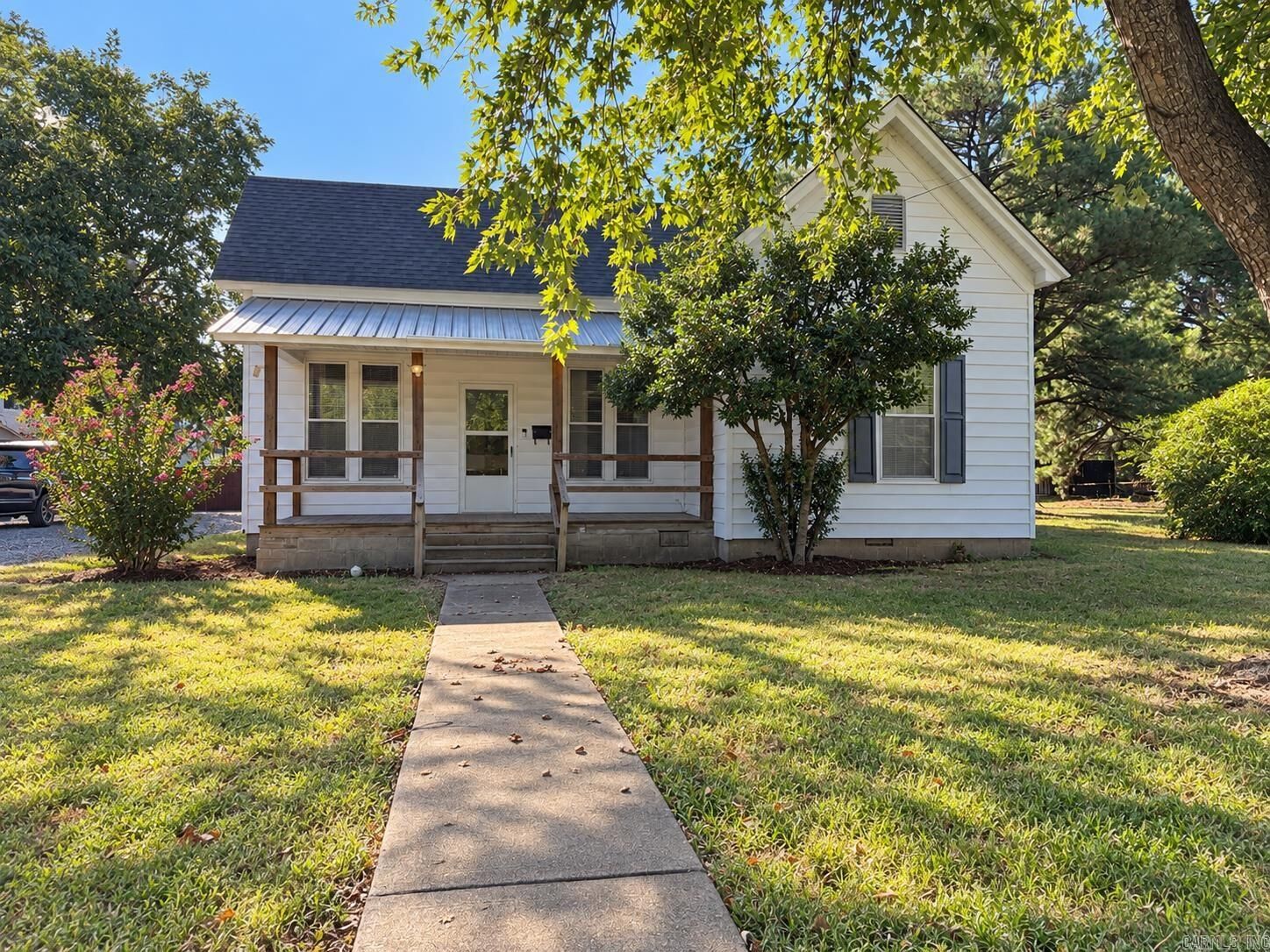 Property Photo: 1001 N College Street AR 72830