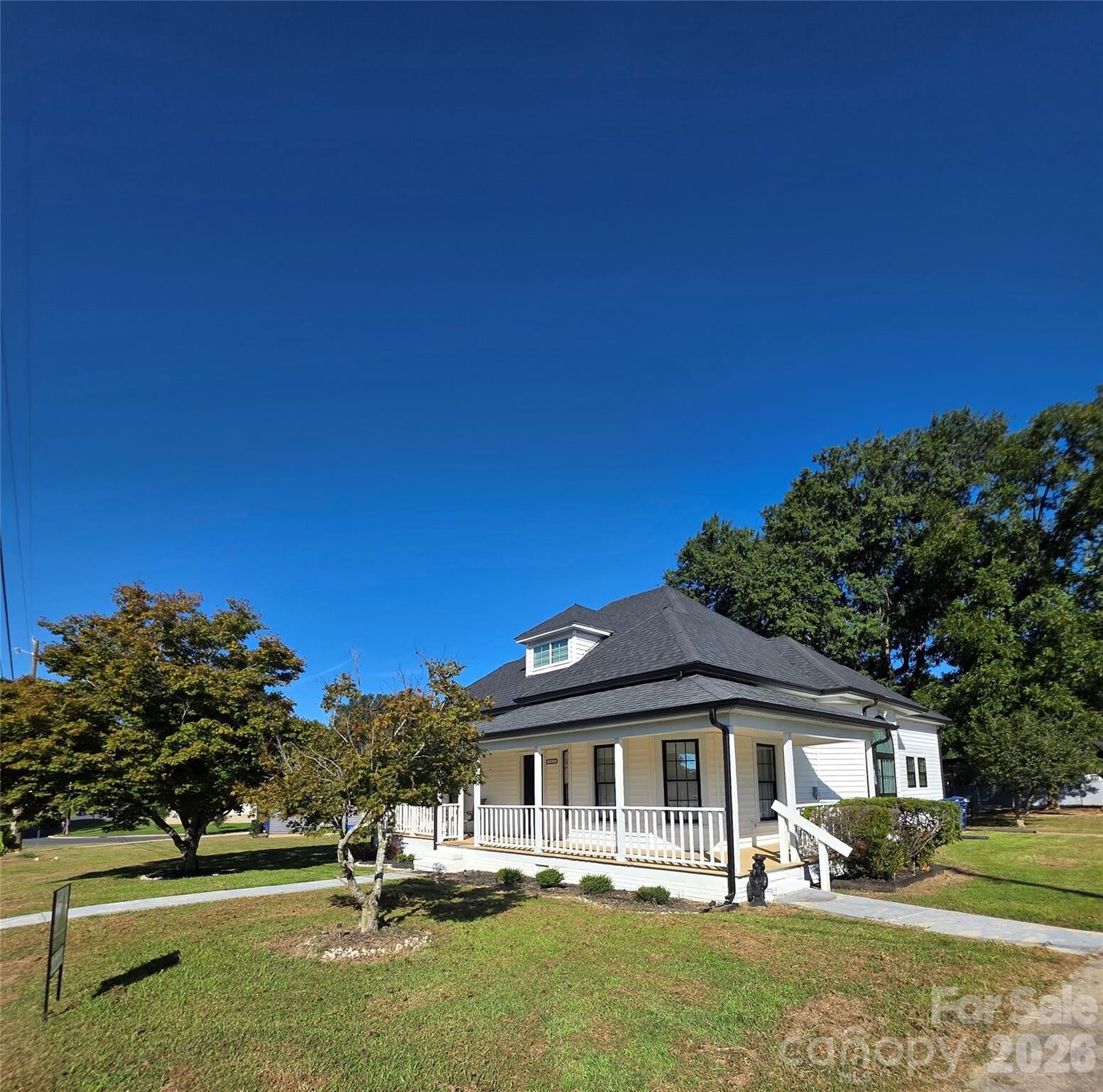 Property Photo:  112 W Cabarrus Street 1  NC 28163 