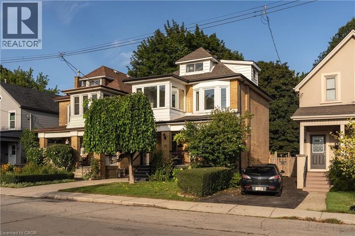 Photo de la propriété:  50 Norway Avenue  ON L8M 2V7 