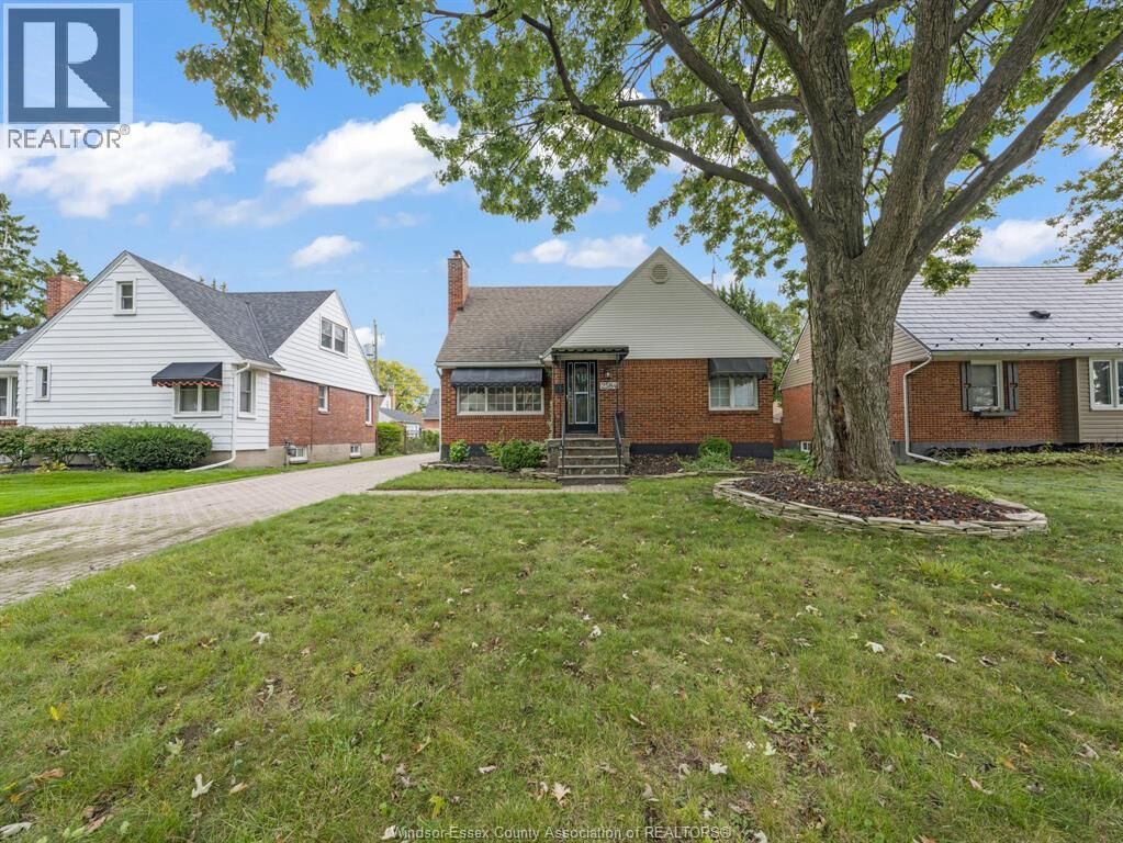 Property Photo:  2584 Chilver  ON N8W 2V9 