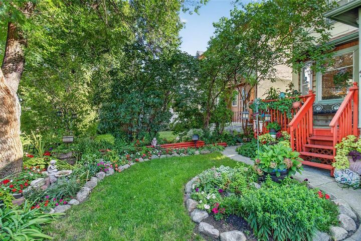 Property Photo:  442 Lansdowne Avenue  MB R2W 0K6 