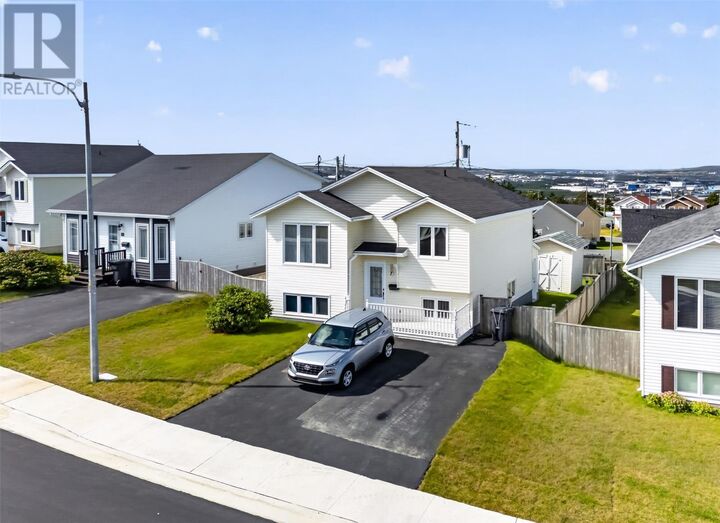 Property Photo:  7 Wyatt Boulevard  NL A1N 3K9 