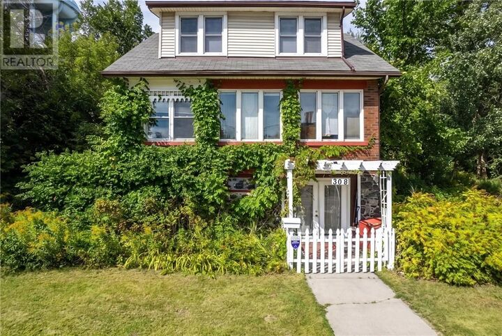 Property Photo: 308 Lloyd Street ON P3B 1P1