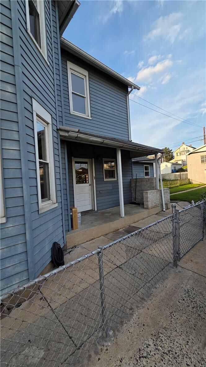 Property Photo:  803 Washington Avenue  PA 18067 