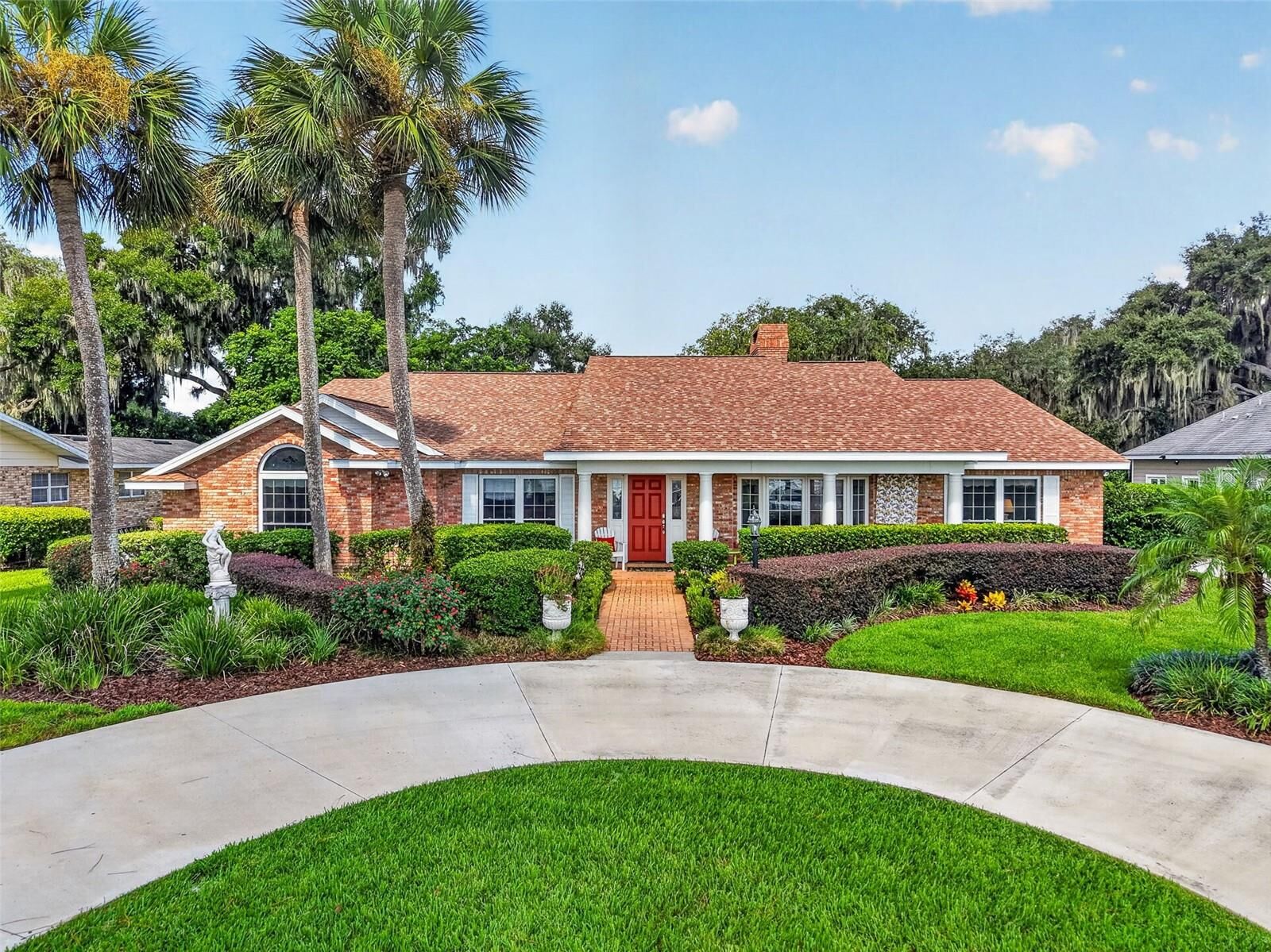 Property Photo:  3081 Lakeshore Drive  FL 32757 