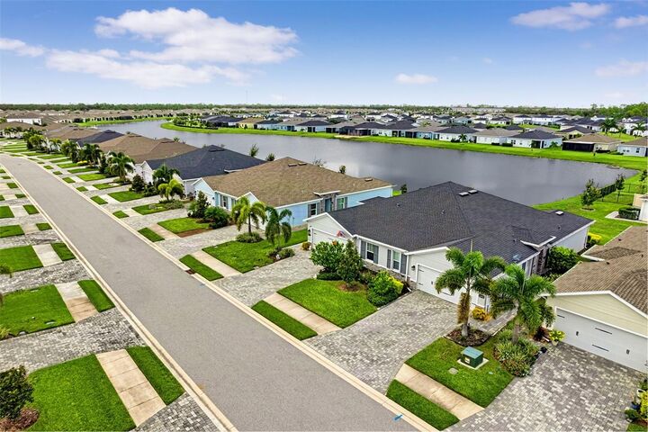 Property Photo: 16363 Coconut Palm Drive FL 33953