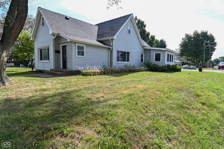 Property Photo: 703 E Main Street IN 46168