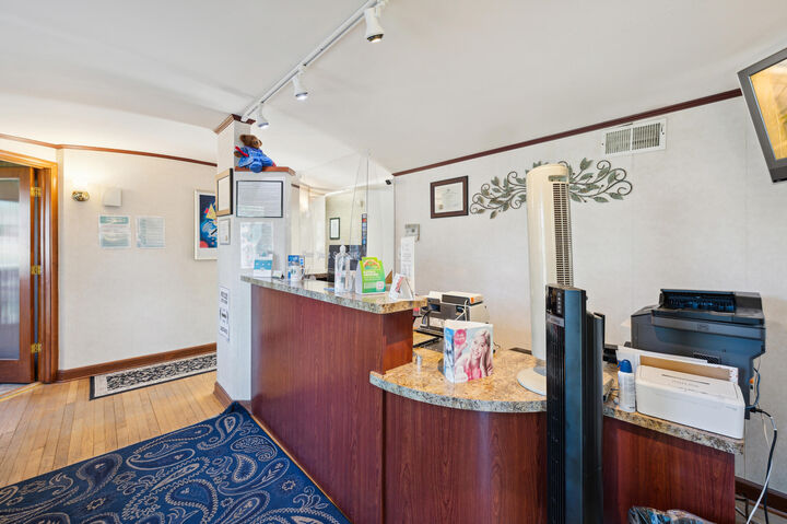 Property Photo: 7410 N Teutonia Ave WI 53209