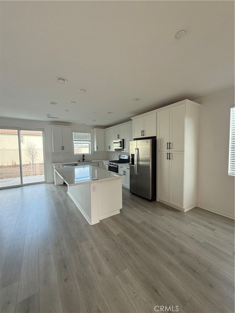 Property Photo: 32804 Dahl CA 92584