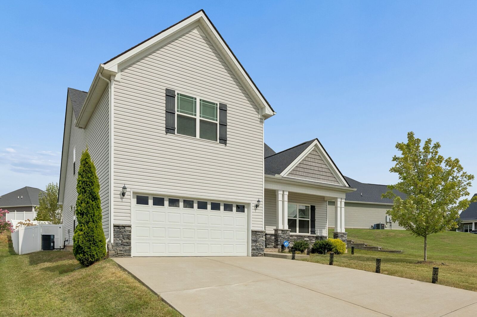 Property Photo:  436 Zeffer Ct  TN 37174 