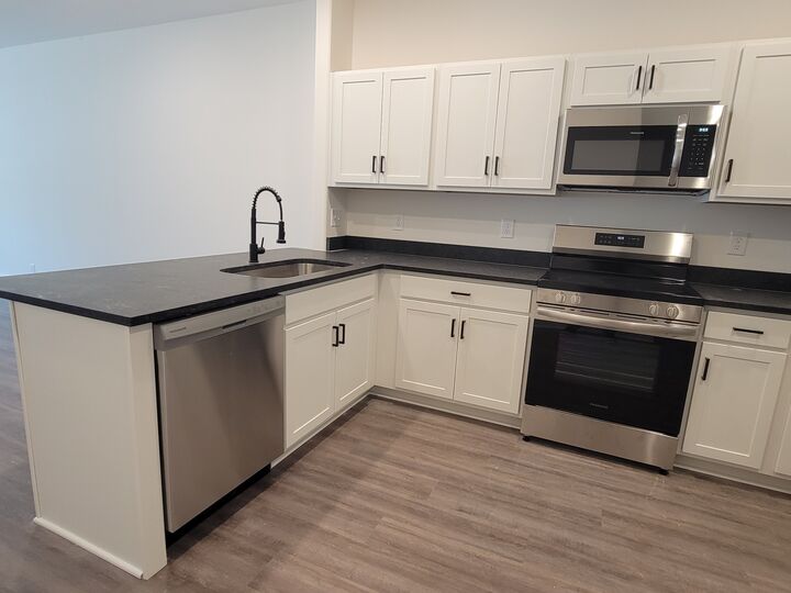 Property Photo:  312 Front Ridge Cir  TN 37040 