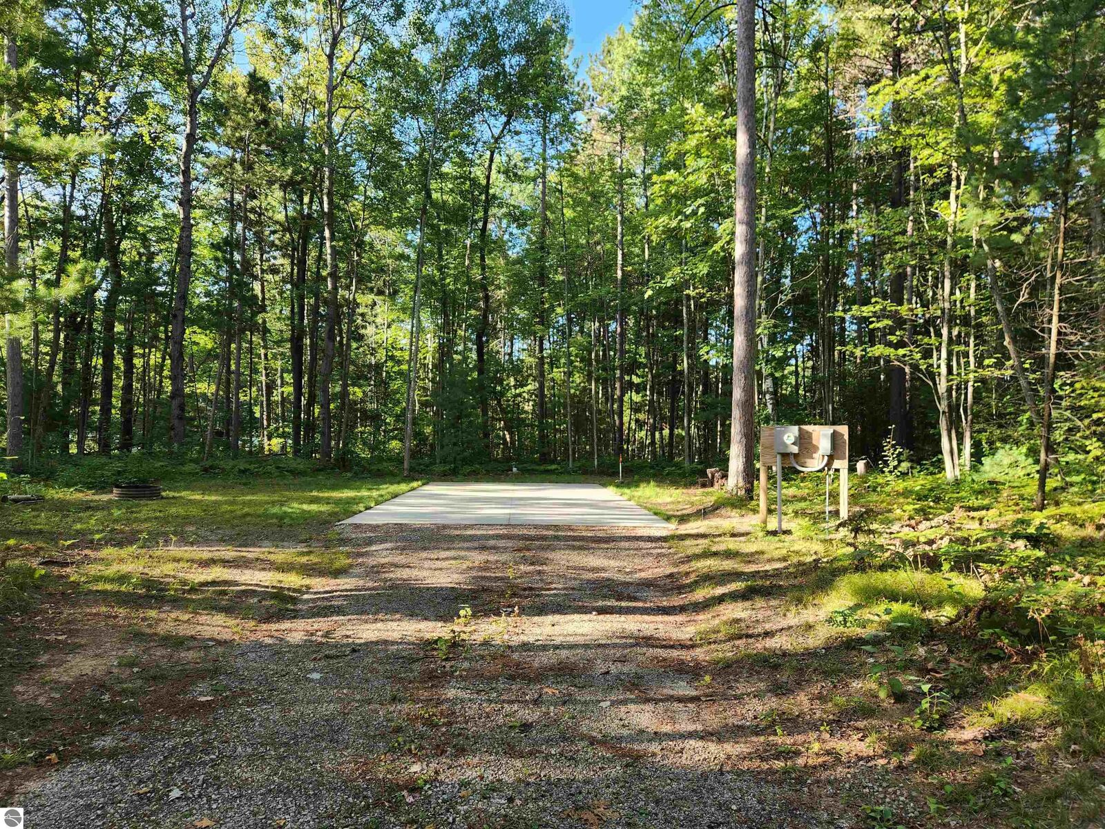Property Photo: 910 Lewis Court MI 49646
